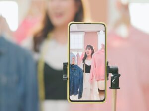 Como vender roupas online: 7 dicas práticas para começar